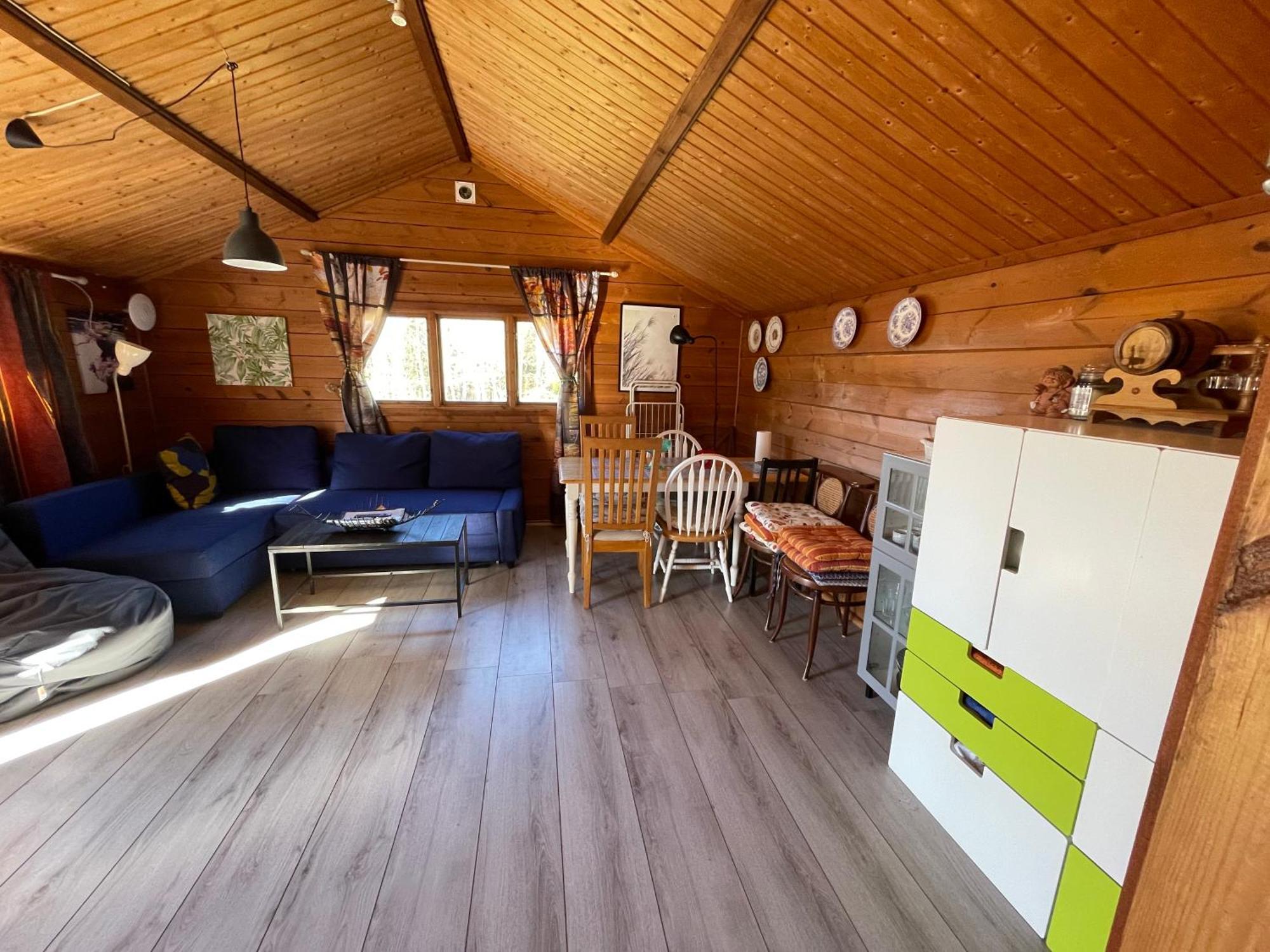 Three Rooms Stuga I Stugby Near National Park Undenas Exterior photo