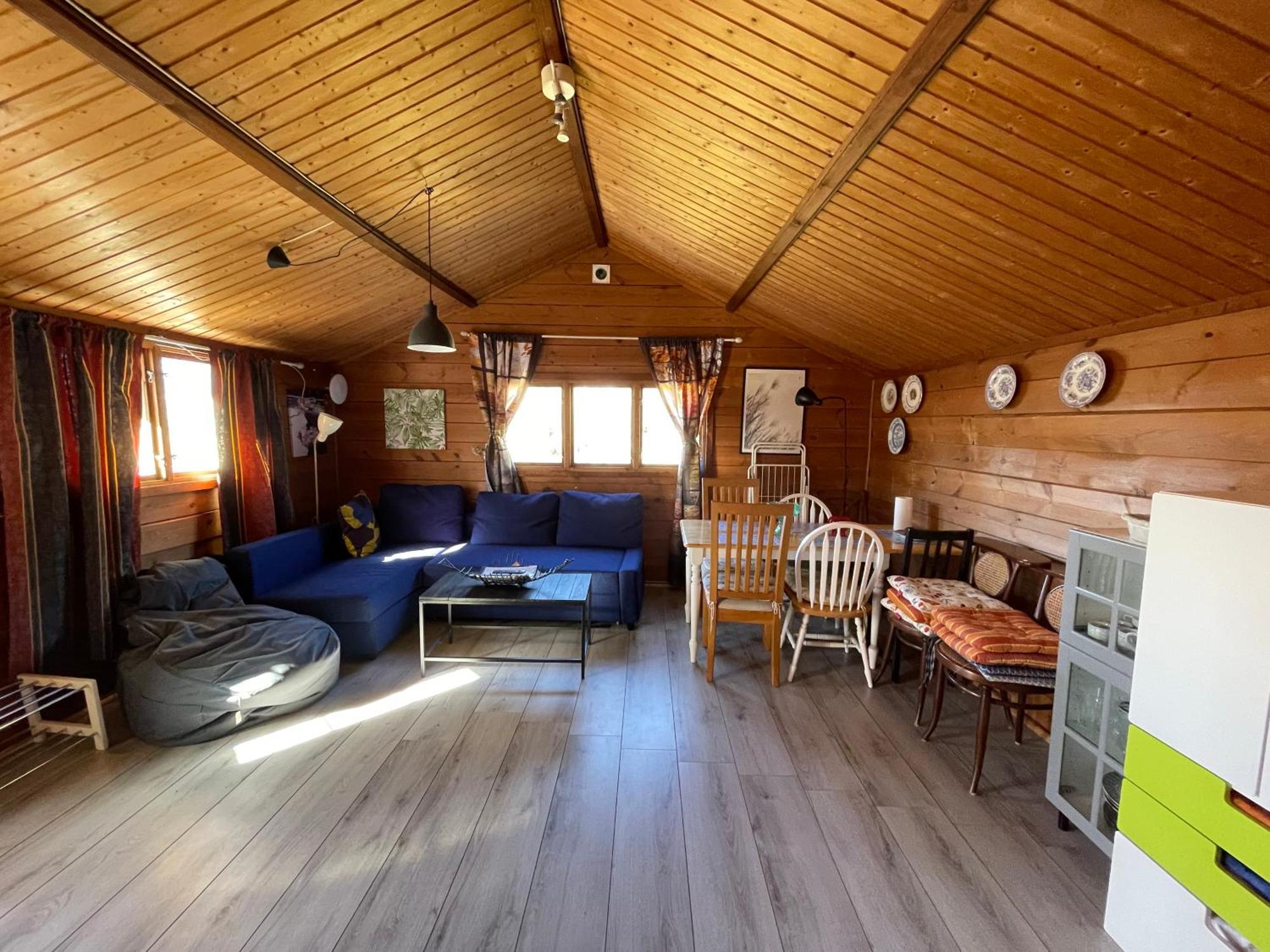 Three Rooms Stuga I Stugby Near National Park Undenas Exterior photo