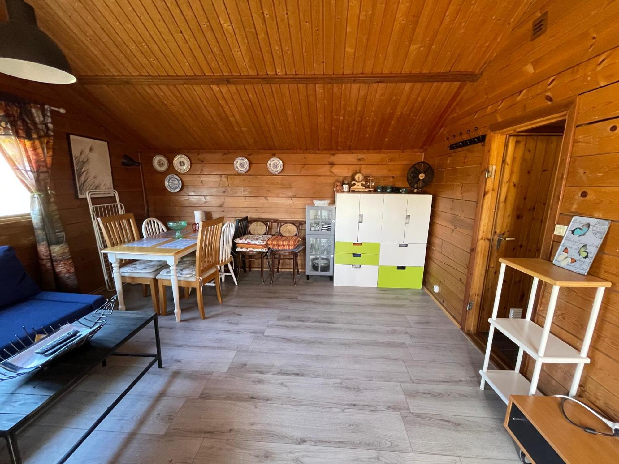 Three Rooms Stuga I Stugby Near National Park Undenas Exterior photo
